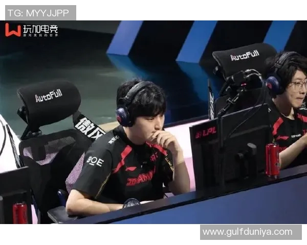 S15电竞总决赛杨强深度解析CSGO战术与个人心得分享